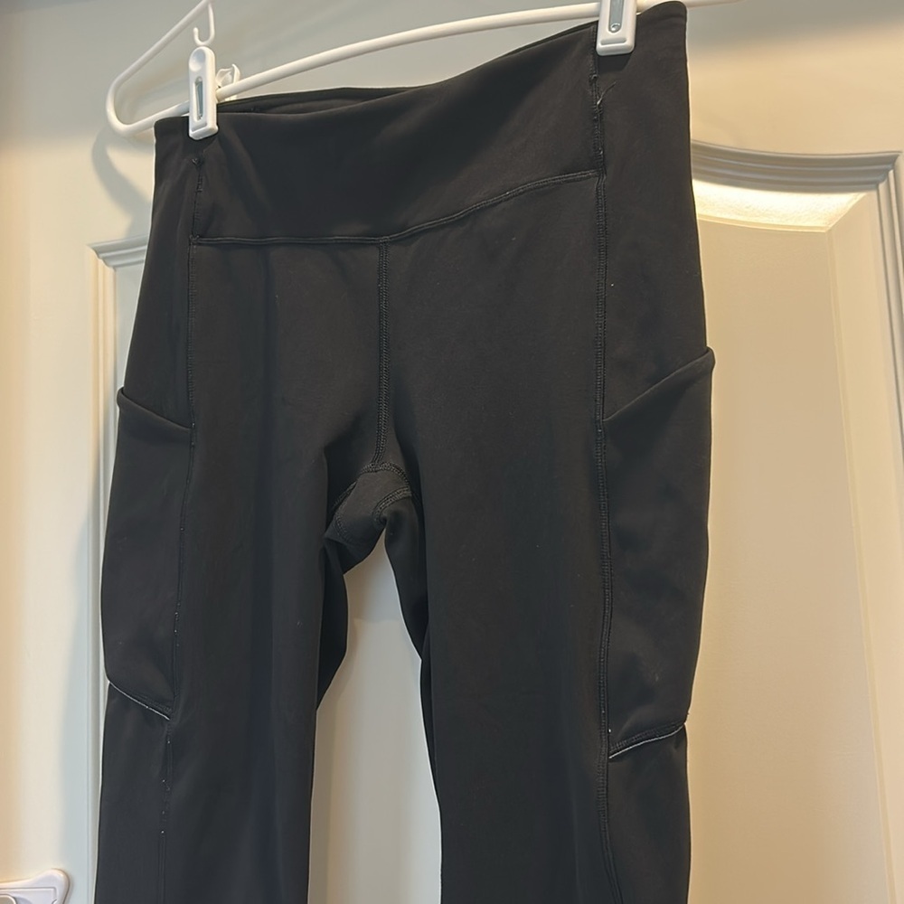 Lululemon Women's Speed Up Crop Leggings Color Black - Picture 3 of 8